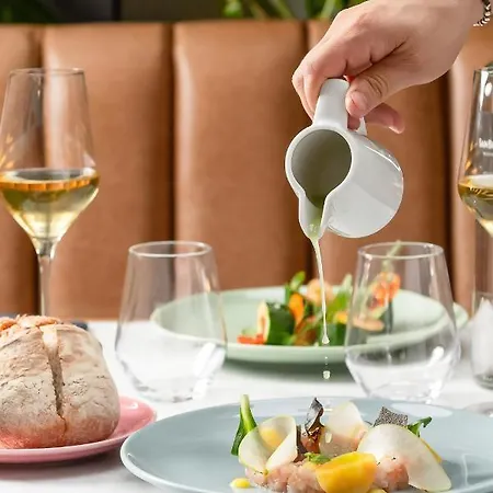 酒店 The Box - Adults Only 里乔内