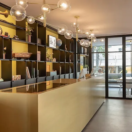 The Box - Adults Only 里乔内