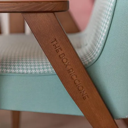 ホテル The Box - Adults Only 4*