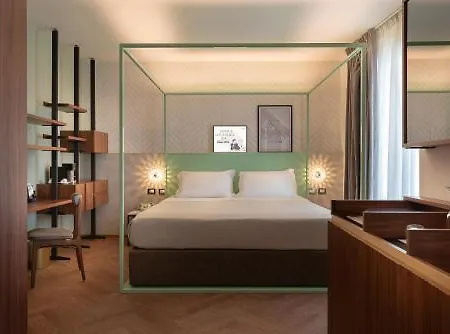 The Box - Adults Only 4*