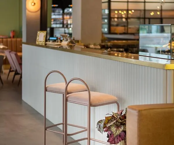 The Box - Adults Only 4*